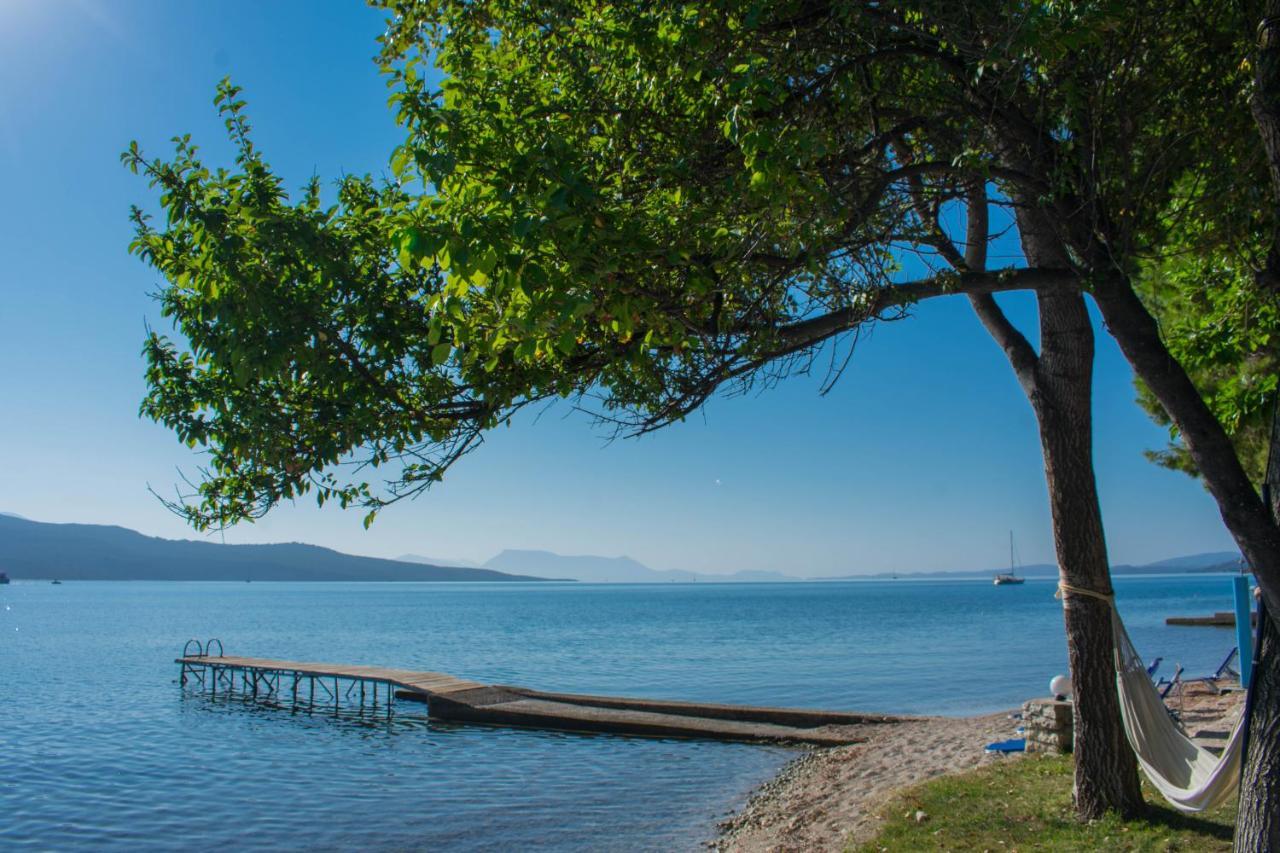 Flisvos Seaside Apartments Ligia Zewnętrze zdjęcie