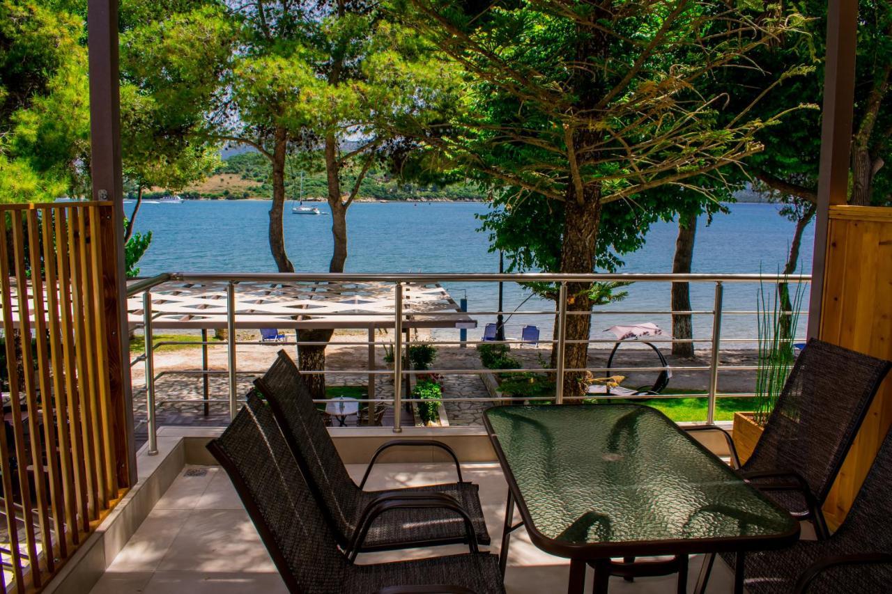 Flisvos Seaside Apartments Ligia Zewnętrze zdjęcie
