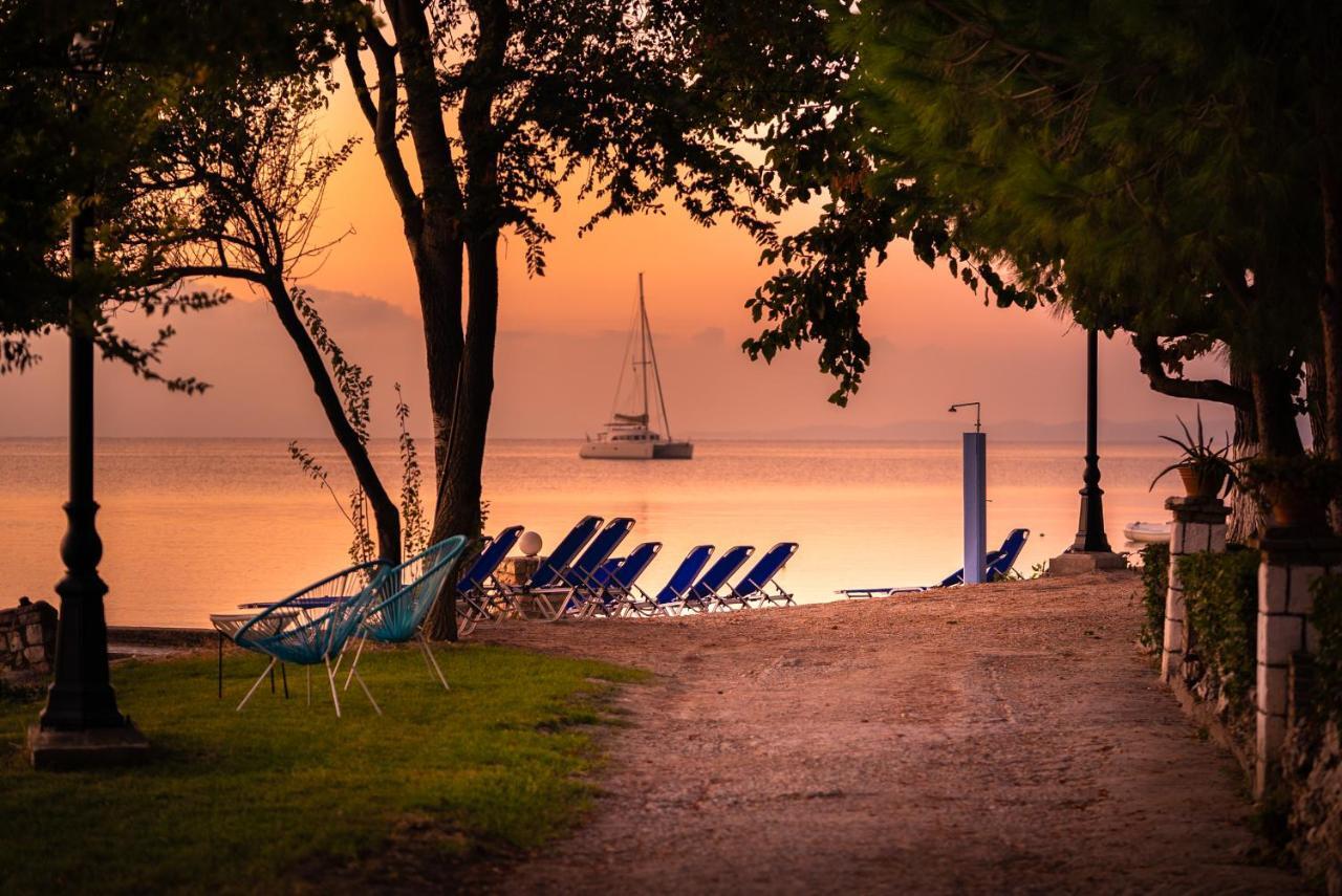 Flisvos Seaside Apartments Ligia Zewnętrze zdjęcie